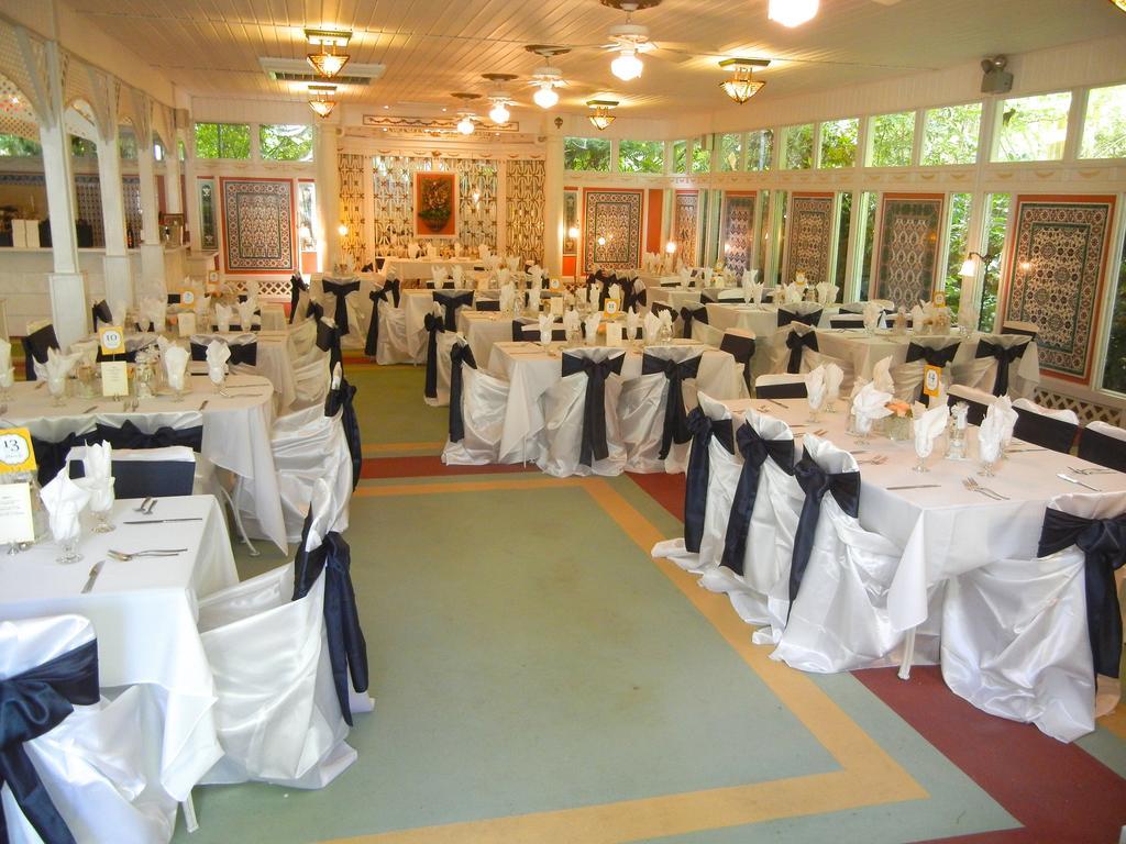 The Melange Inn Hendersonville Exterior photo