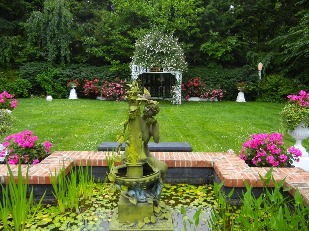 The Melange Inn Hendersonville Exterior photo